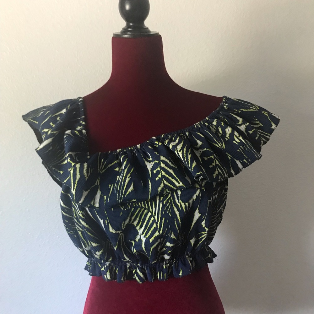 Zara L Crop Top Ruffles Off Shoulder - Picture 8 of 9